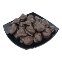 Абрикос с миндалем в темной шоколадной глазури